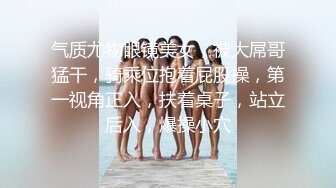 前天拍的，和老婆的……