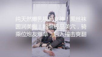 淫乱的4P现场，露脸出境小嫂子被两猛男干翻了，各种体位各种草，小嫂子被两猛男换着花样玩耍，听呻吟就知道爽