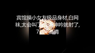 兄弟来家里做客,结果被兄弟扒光强上玩弄(1粉丝福利版) 